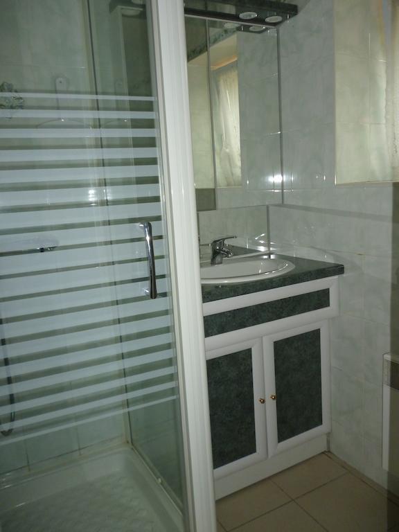 Les Gites De Kerroyal Garlan Bilik gambar