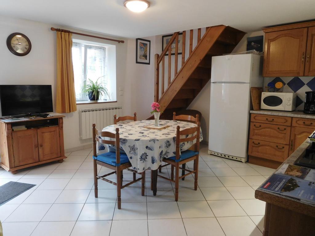 Les Gites De Kerroyal Garlan Luaran gambar