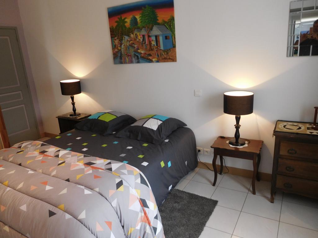 Les Gites De Kerroyal Garlan Luaran gambar